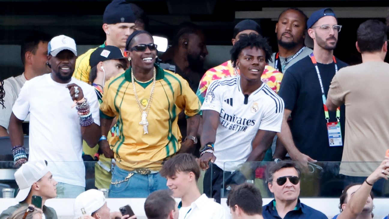 2026年世界杯名流云集:马霍姆斯、Jay Z 等现身看台